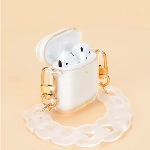 AirPods carrying case